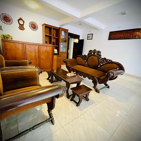 Hotel Grand Casa Канди Экстерьер фото