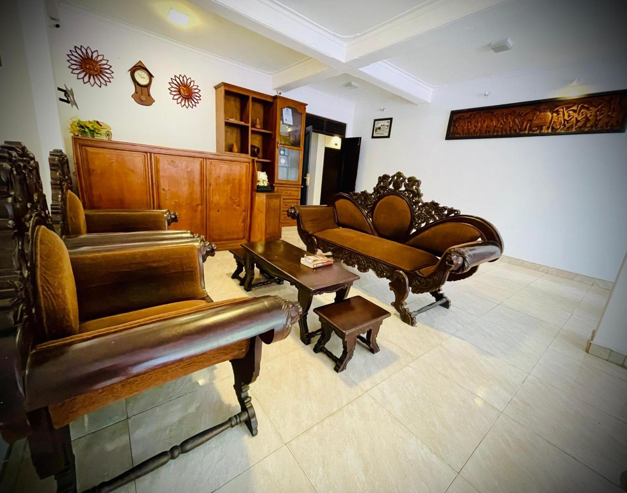 Hotel Grand Casa Канди Экстерьер фото