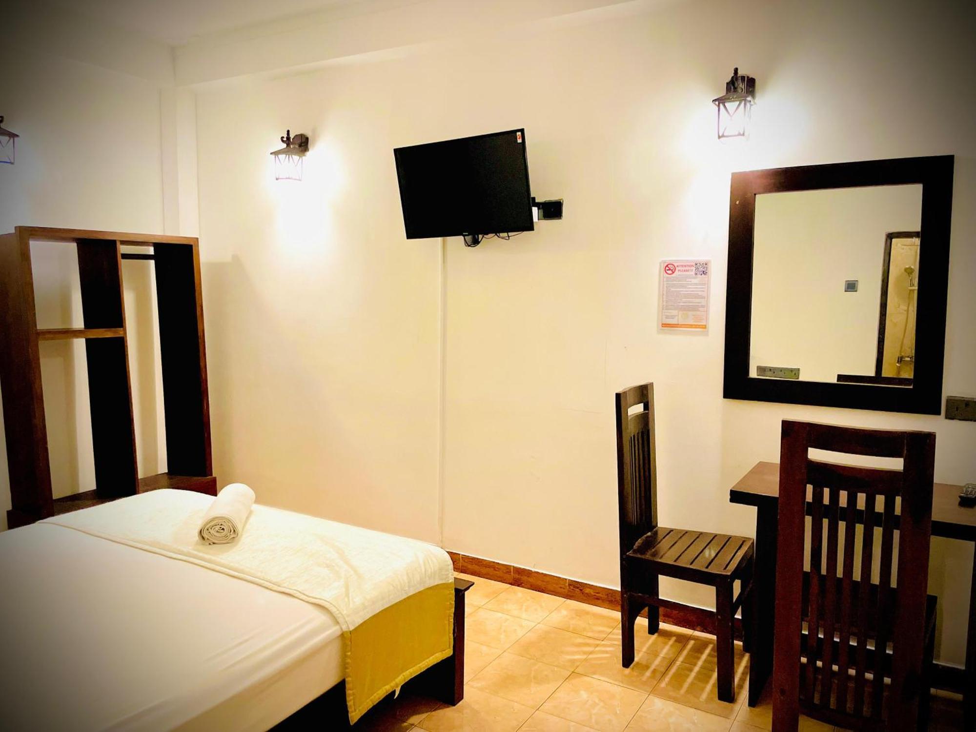 Hotel Grand Casa Канди Экстерьер фото