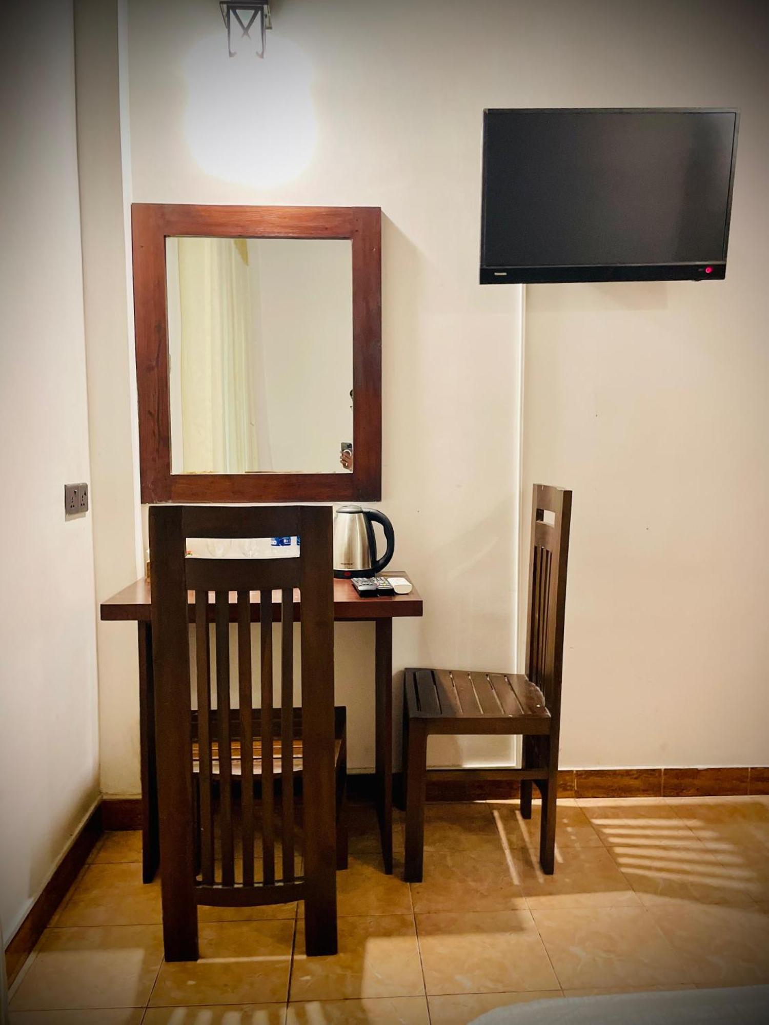 Hotel Grand Casa Канди Экстерьер фото
