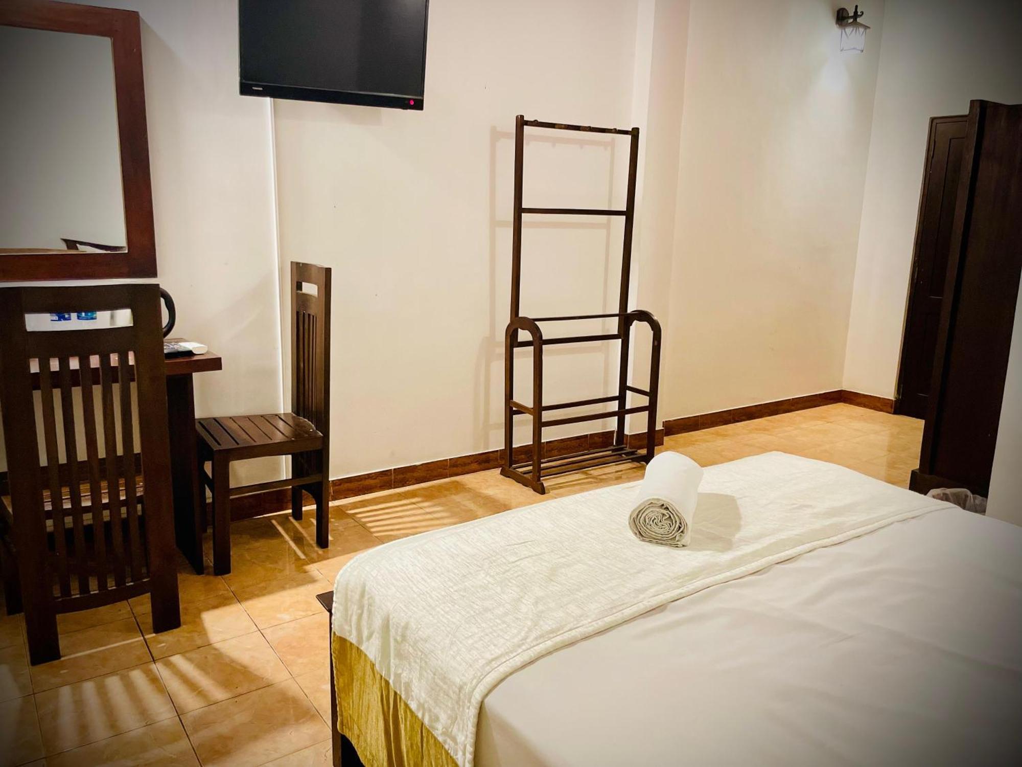 Hotel Grand Casa Канди Экстерьер фото