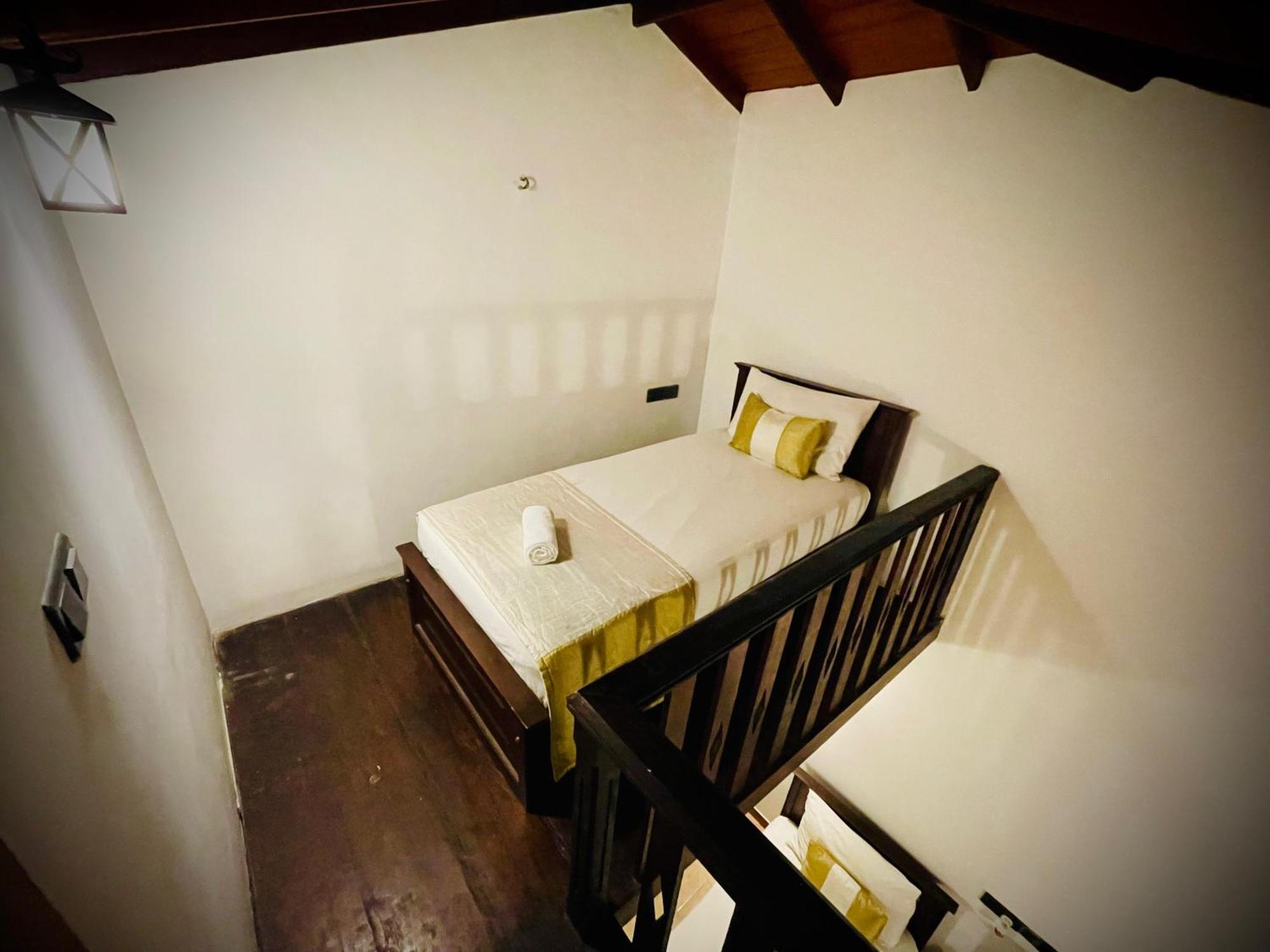 Hotel Grand Casa Канди Экстерьер фото