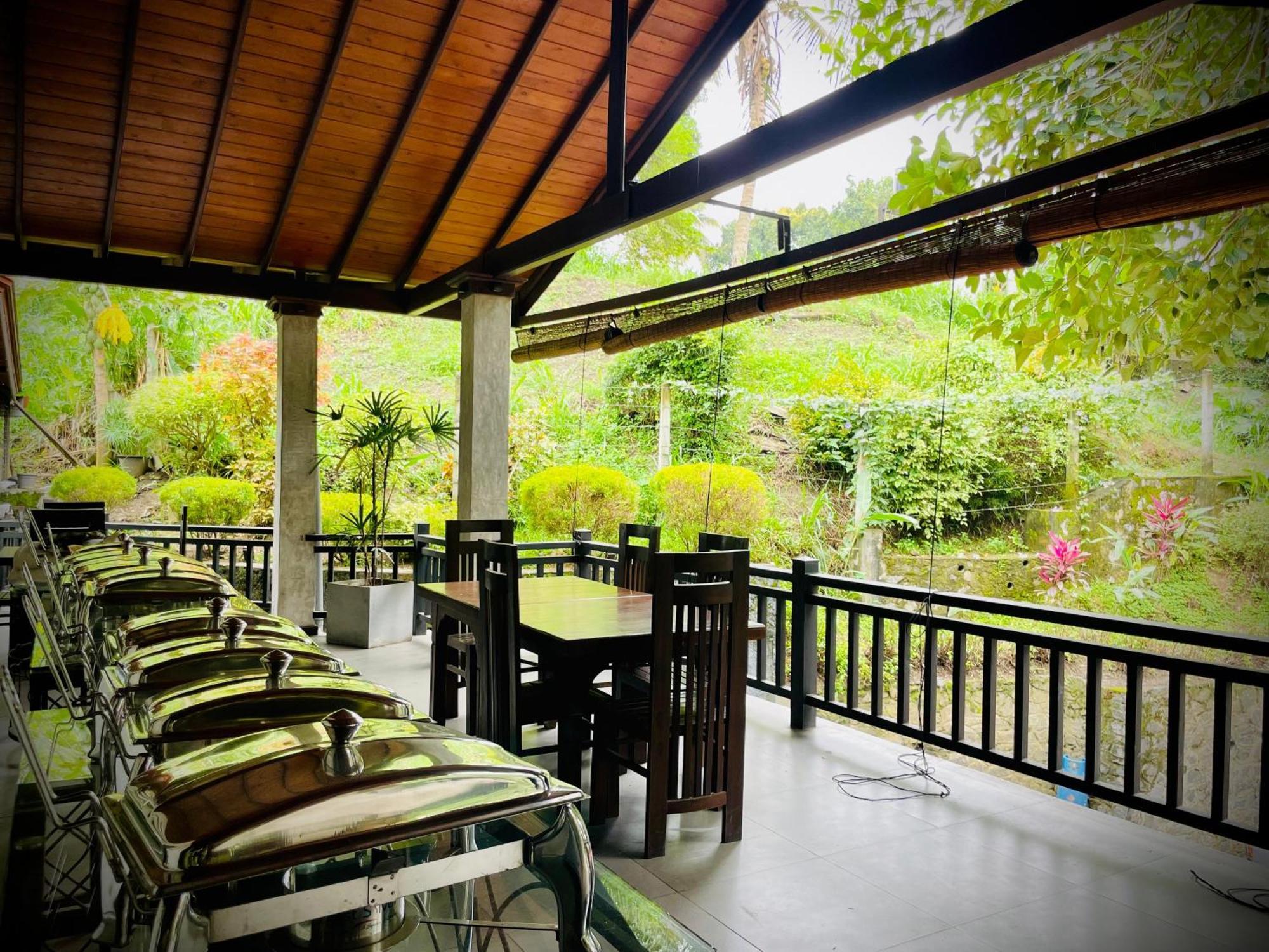 Hotel Grand Casa Канди Экстерьер фото